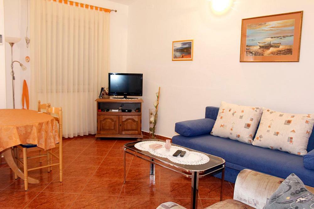 Apartmani Zeljko Metajna Kültér fotó