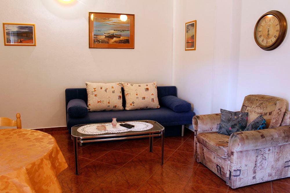 Apartmani Zeljko Metajna Kültér fotó